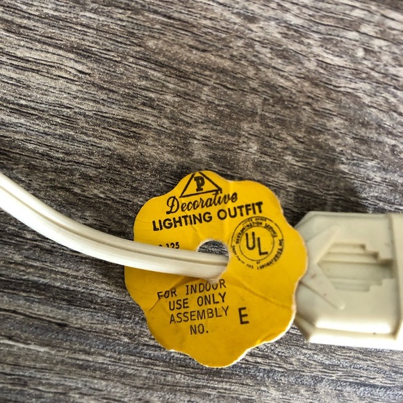 Vtg Electric Three Candle Holiday Decor - Picture 6 of 9